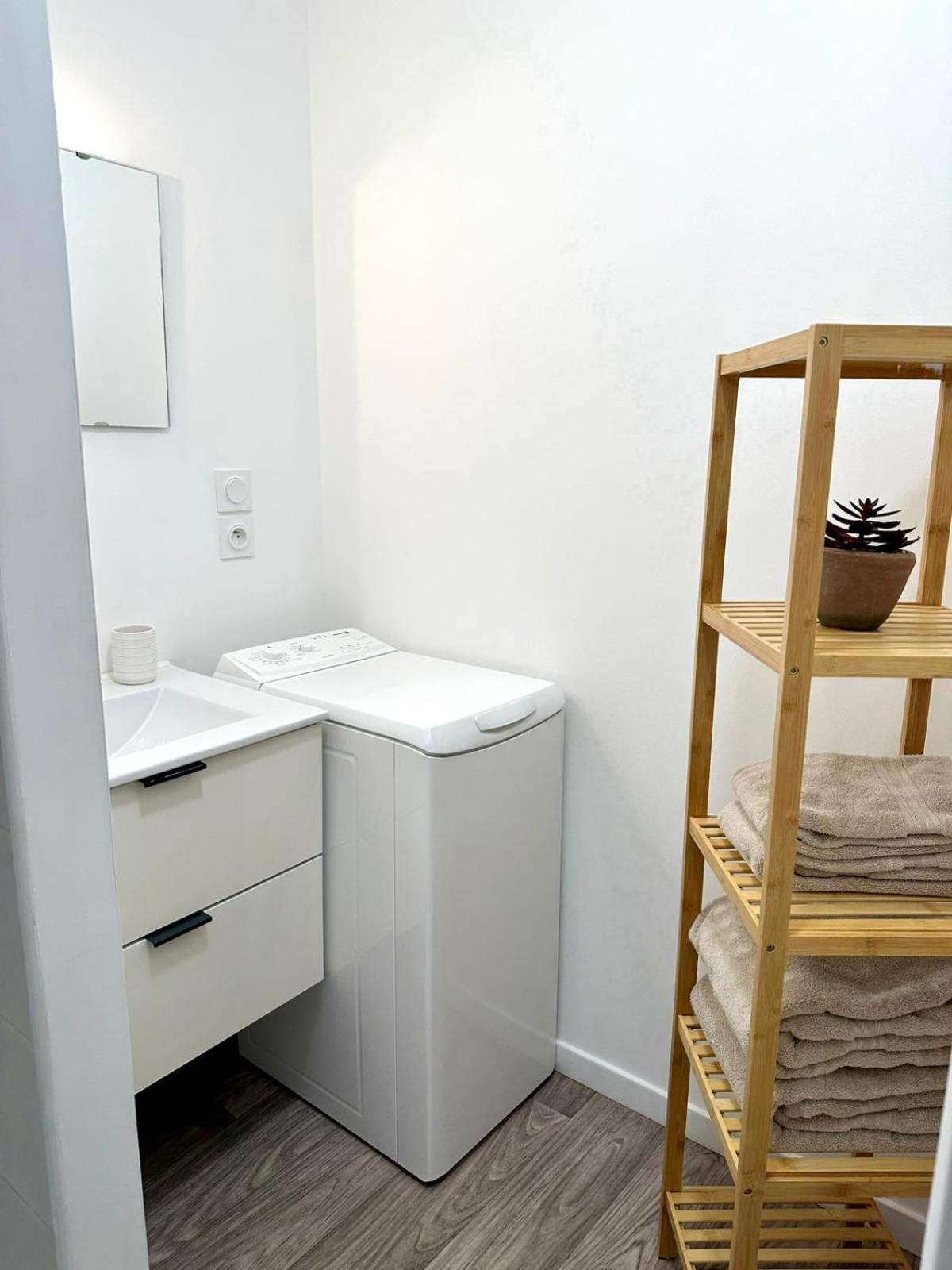 Apartment “le Terracotta” Terrasse -centre Ville- Cosy Bourg-en-Bresse